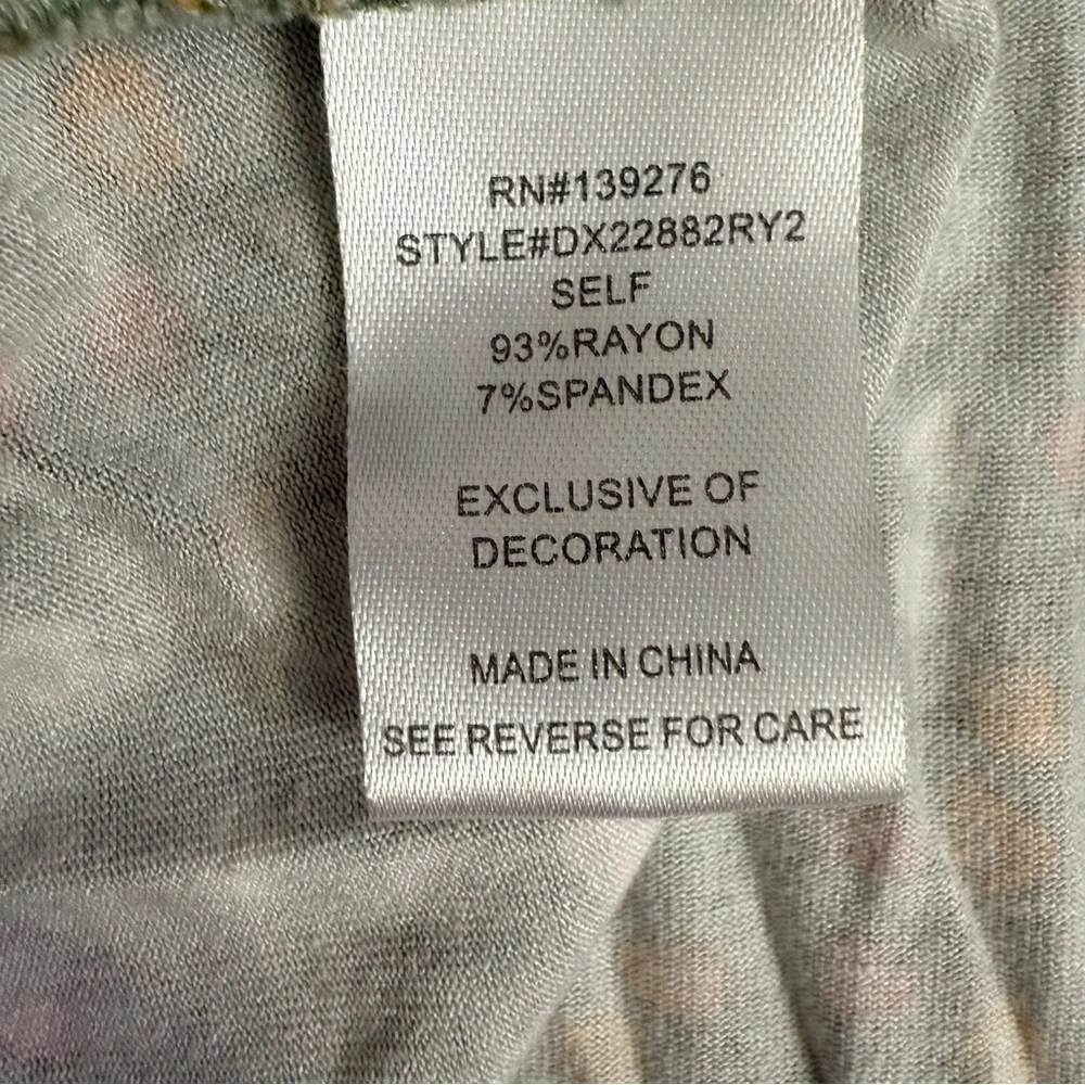 Daniel Rainn Kitura keyhole detail halter knit top size 1X - Picture 7 of 8